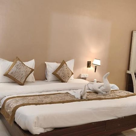 Hotel Shree Krishna Jungle Resort Khajuraho Ngoại thất bức ảnh