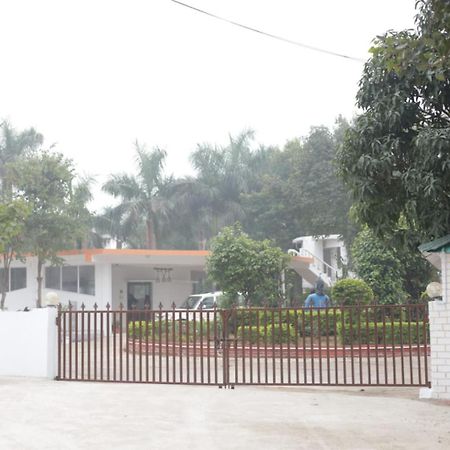 Hotel Shree Krishna Jungle Resort Khajuraho Ngoại thất bức ảnh